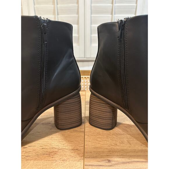 Korks Women's Destiny Black Boots Size 10 NWOT Man Made Upper Chic Flattering - Picture 9 of 15